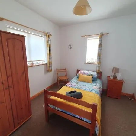 Village - Ring Of Kerry *